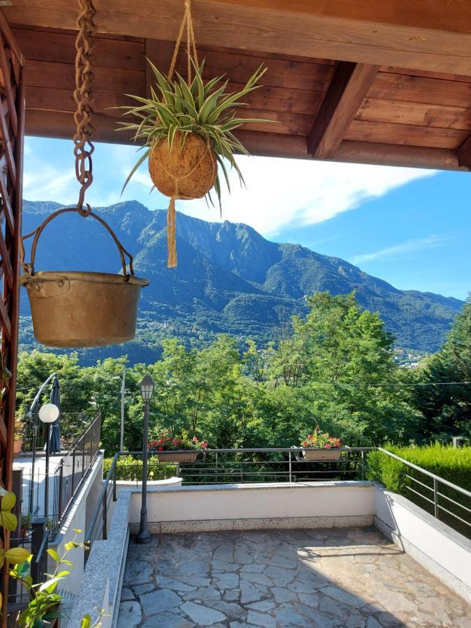 Casa Vacanza Il Glicine Casale Corte Cerro エクステリア 写真